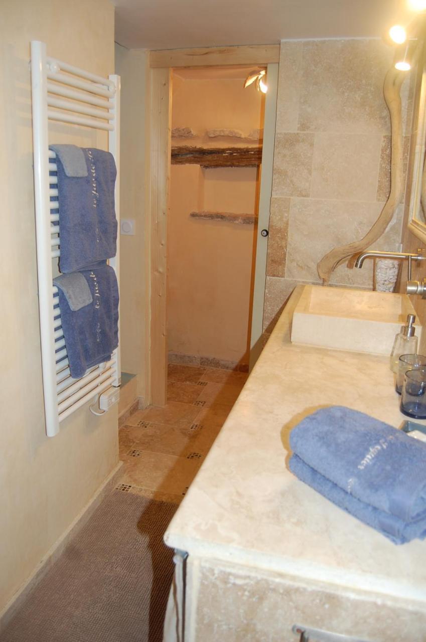 Standard Double Suite 'Grange'