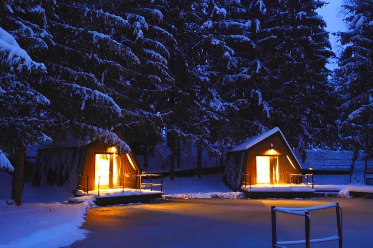 Lake House