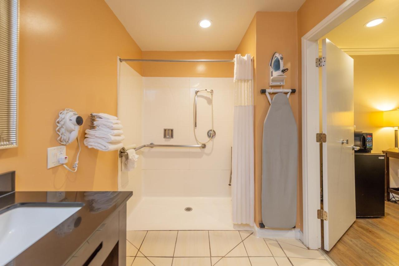 Queen Room Disability Access