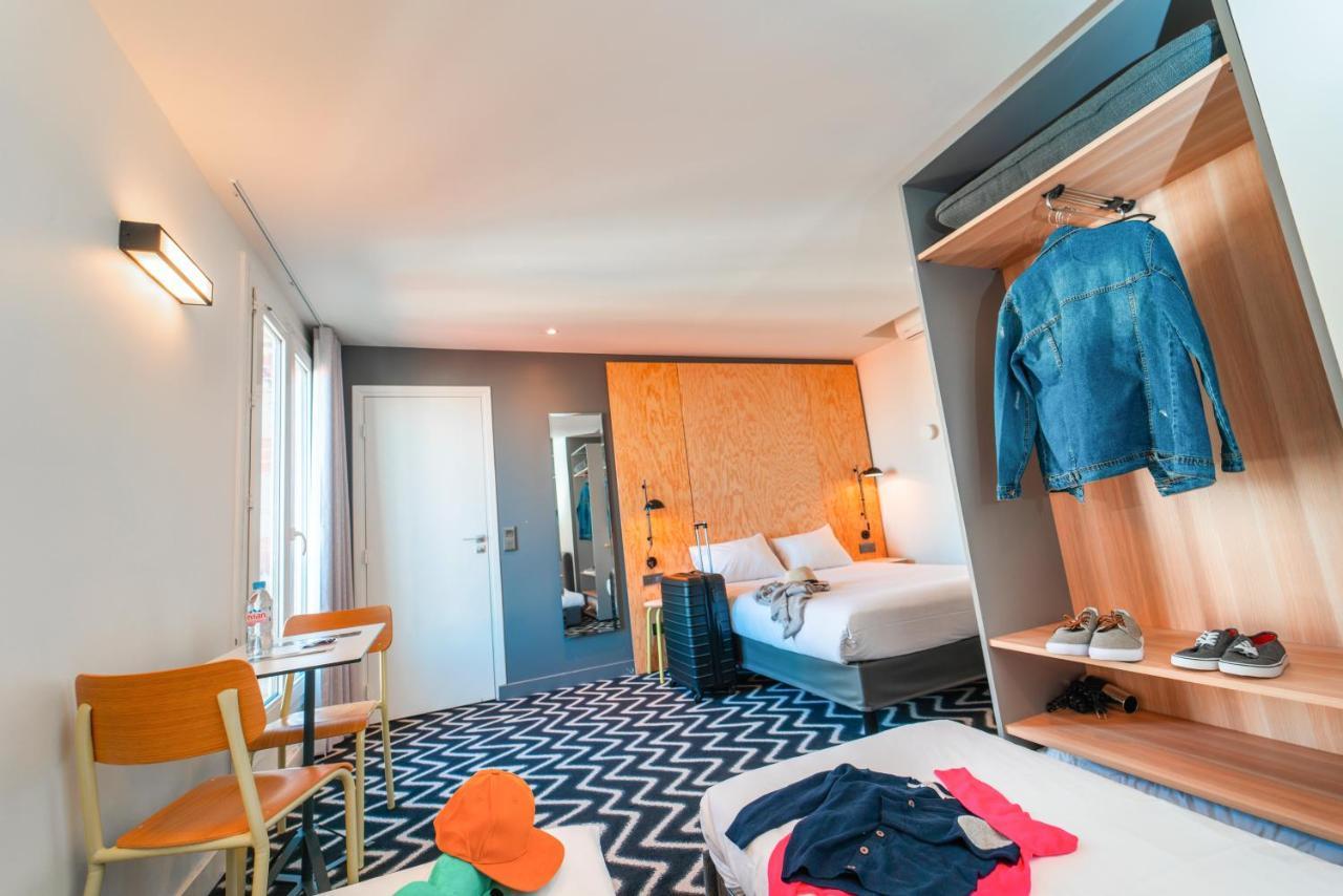 Suite Standard avec 1 Lit Double et 2 Lits Simples