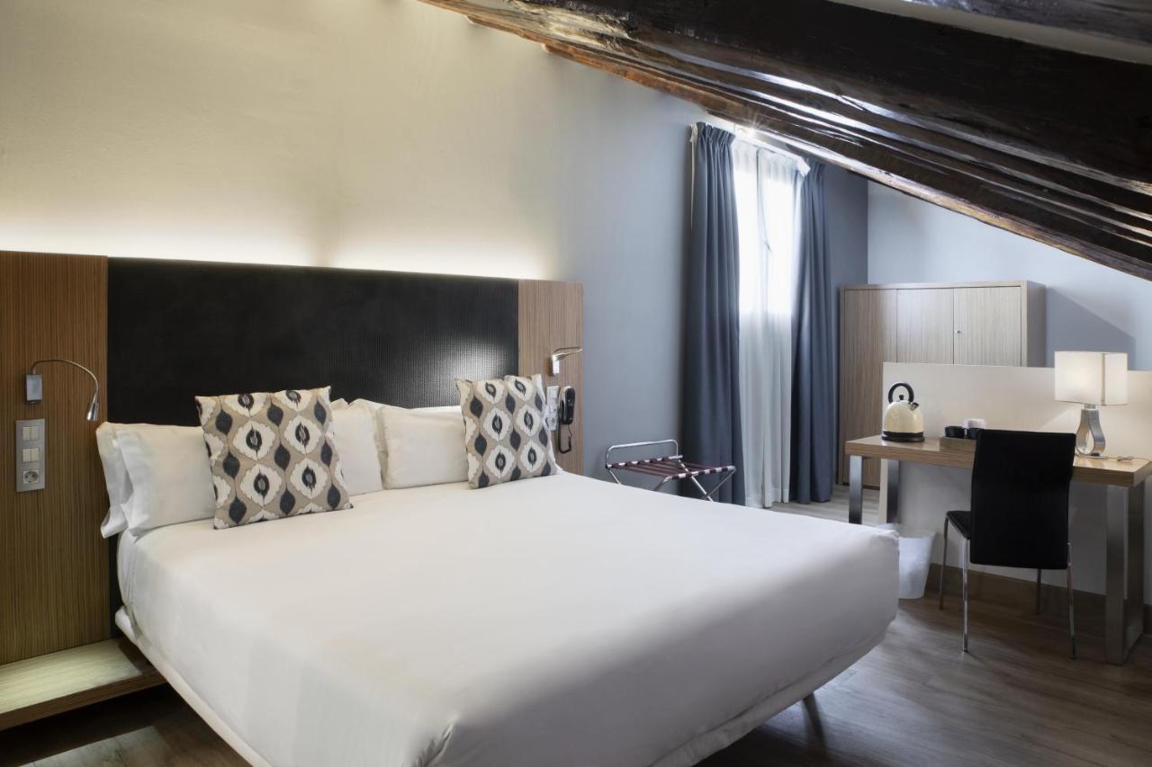 Double Room Whirlpool,762789931:JPEG