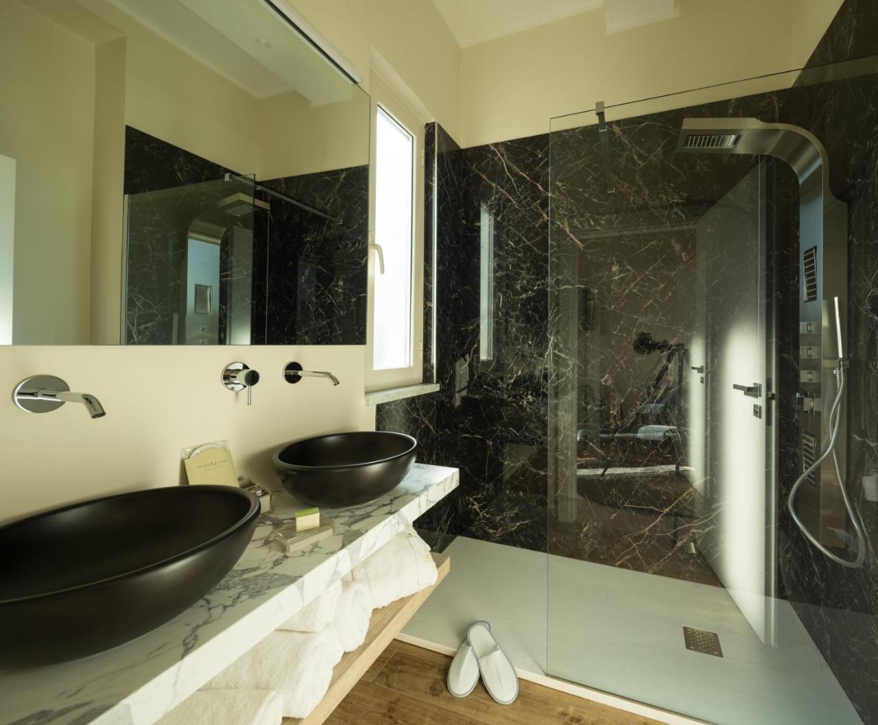 Deluxe Double or Twin Room Ground Floor