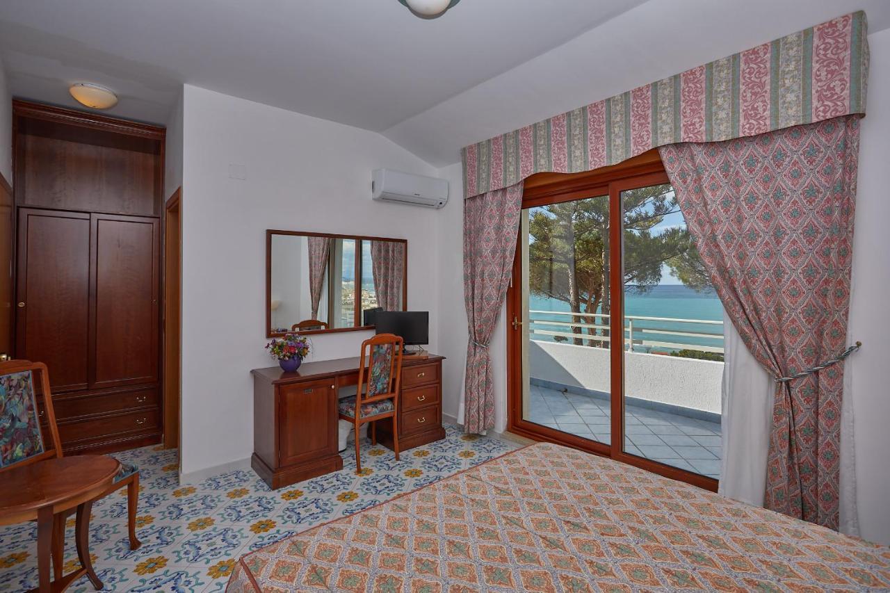 Double Room Sea View,765867277:JPEG