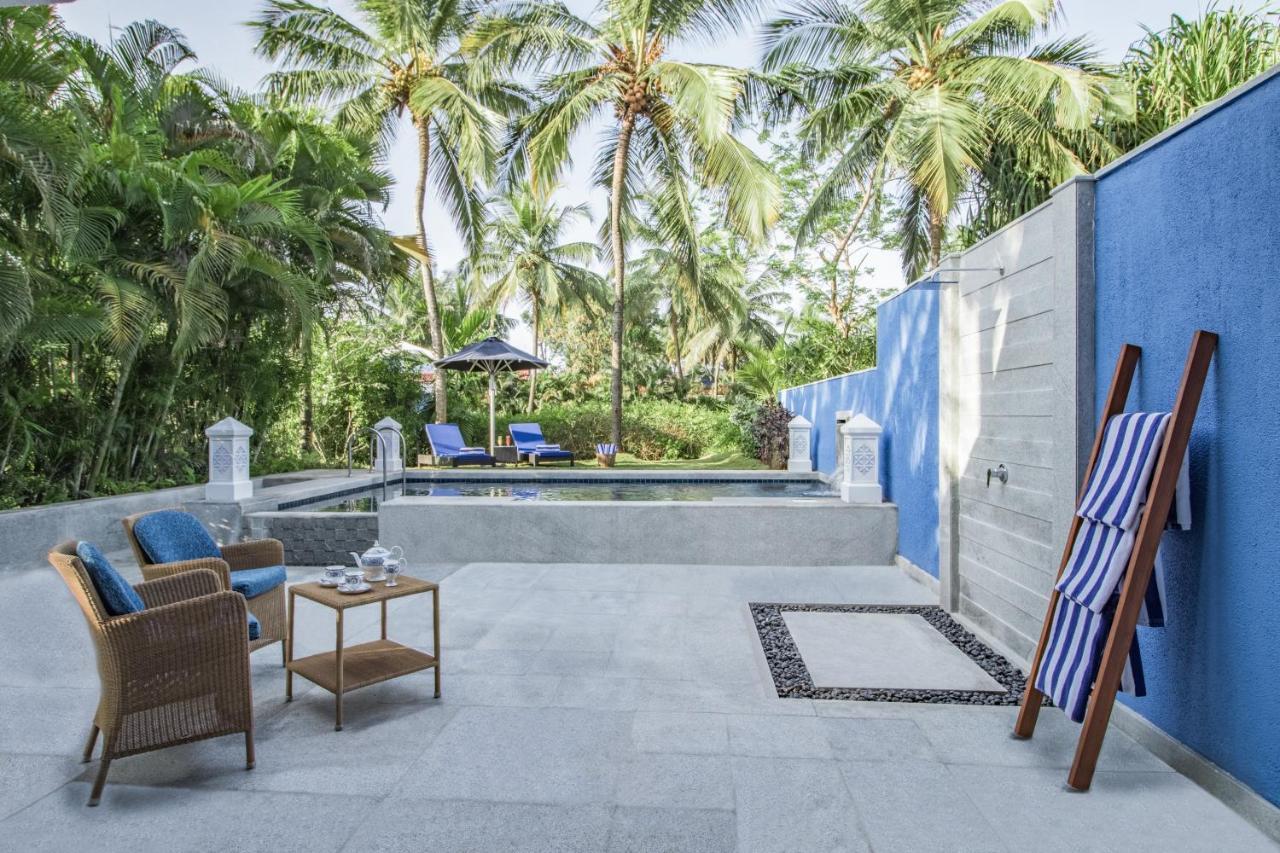 Zimmer in Villa mit Gartenblick, Kingsize-Bett und Tauchbecken