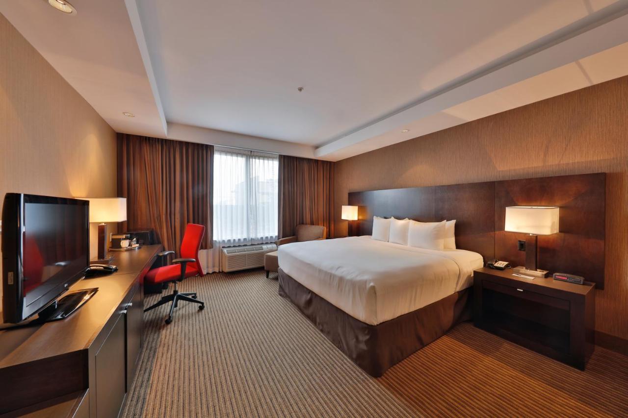 Premium King Room Non-Smoking
