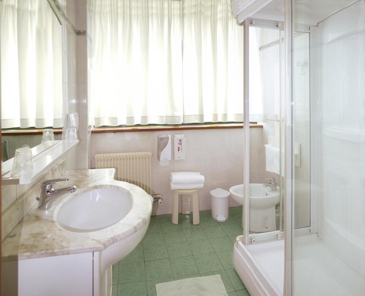 Superior Double Room,1114982424:JPEG