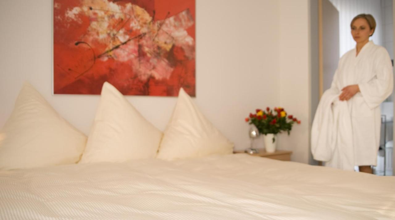 Doppelzimmer mit Balkon