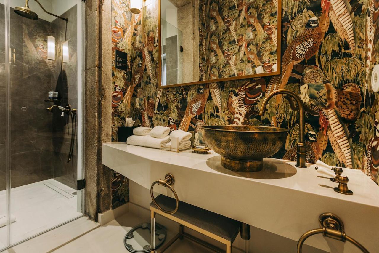 Deluxe Double Room Bath