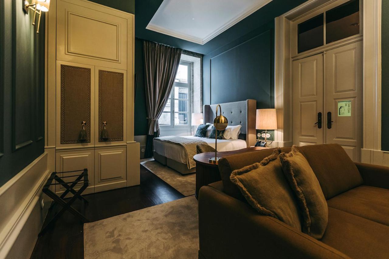 Deluxe Double Room Bath