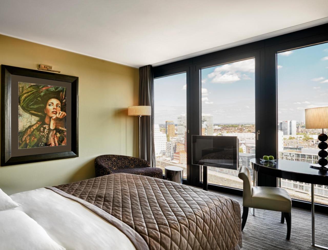 King Room Harbour View
