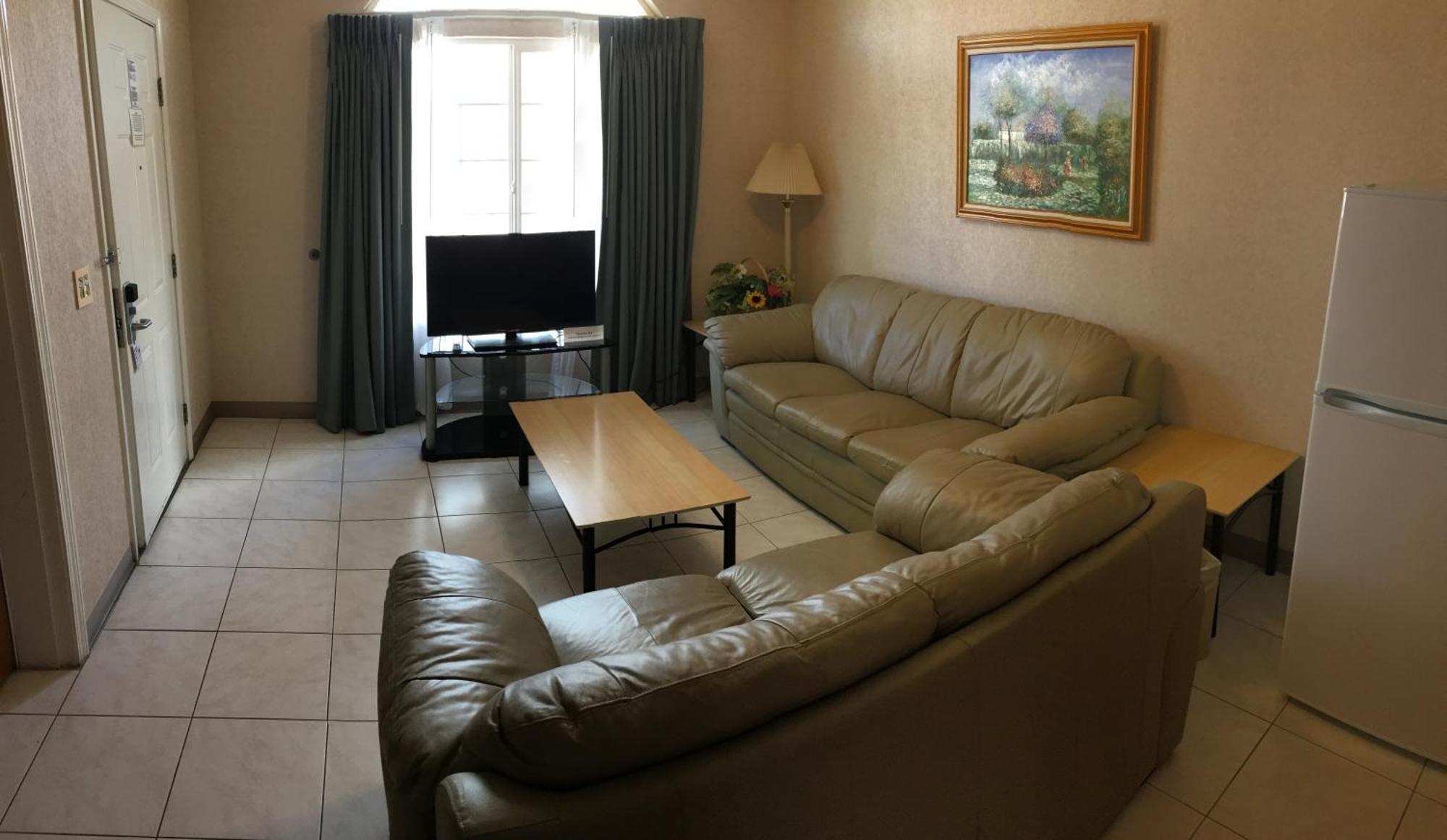 Two-Bedroom Suite