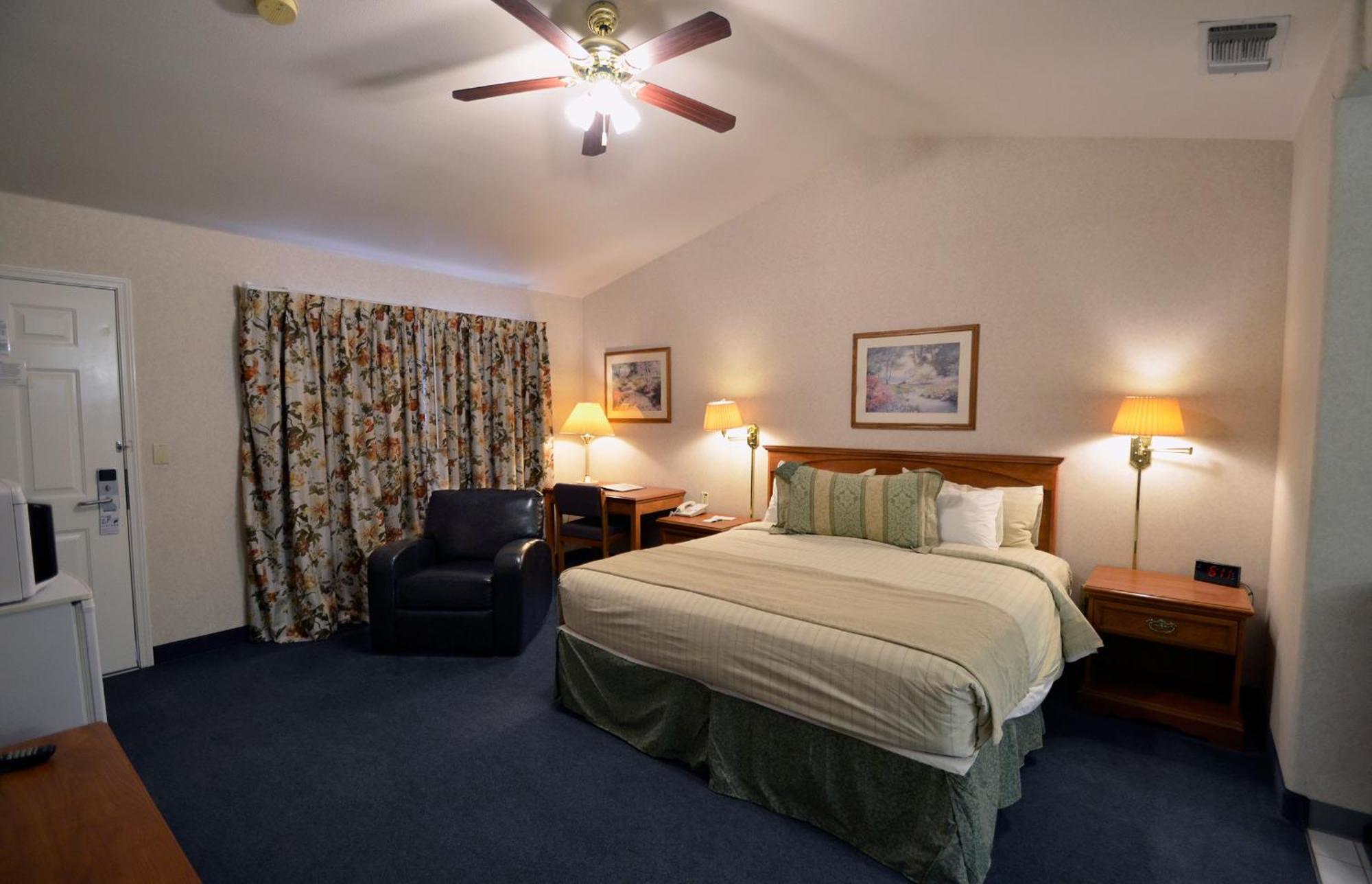 King Room Spa Bath