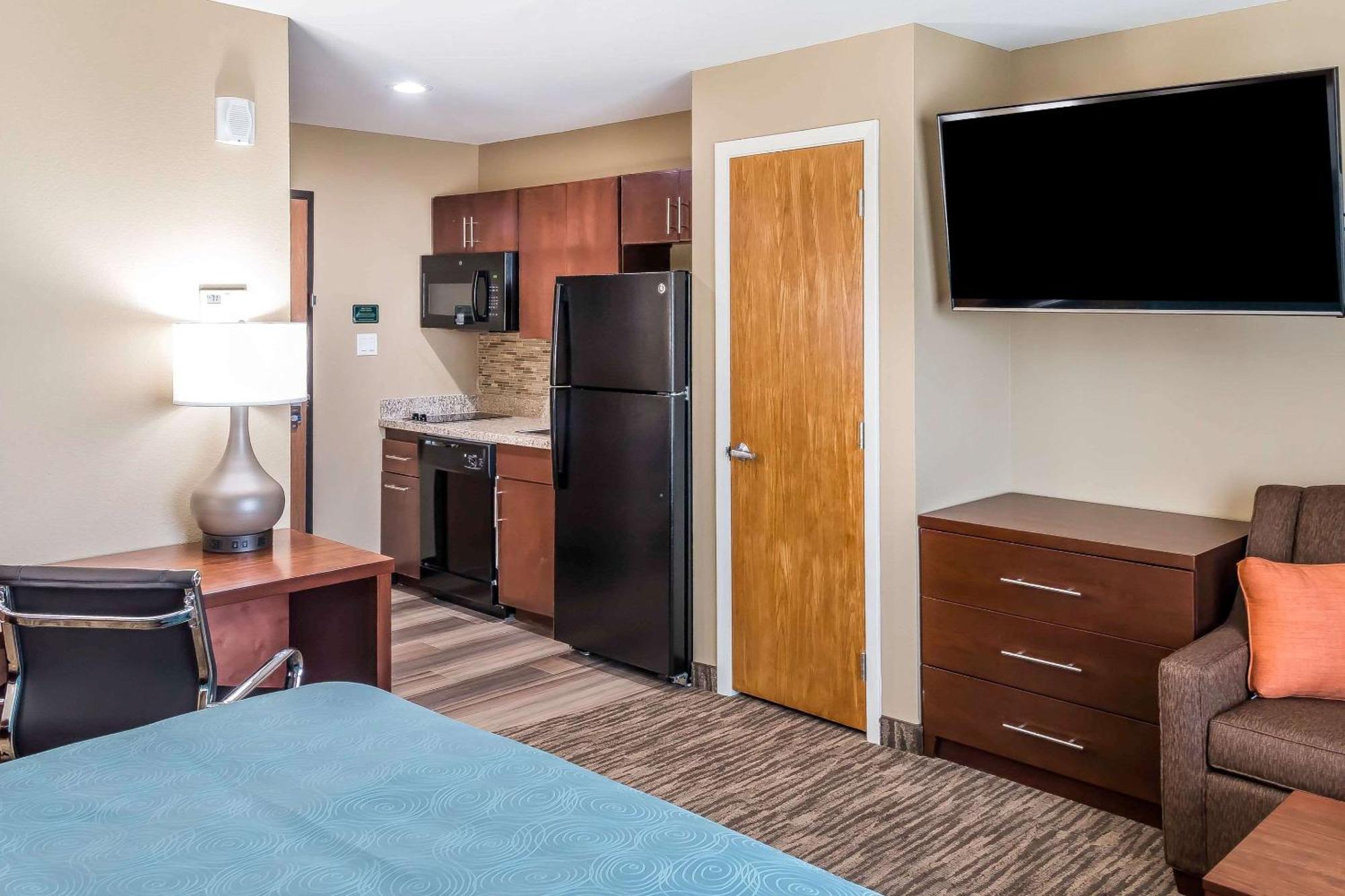 King Suite with Sofa Bed