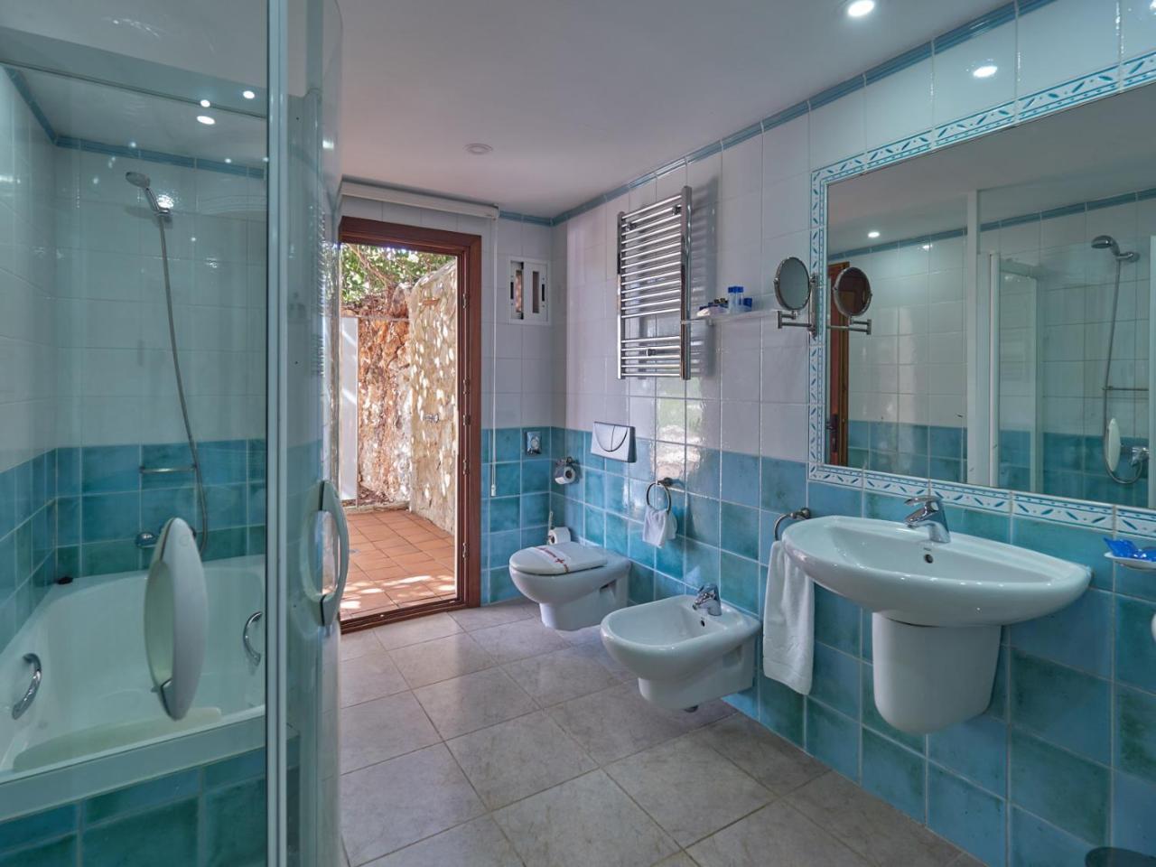 Suite Deluxe (2 adultos + 1 niño)