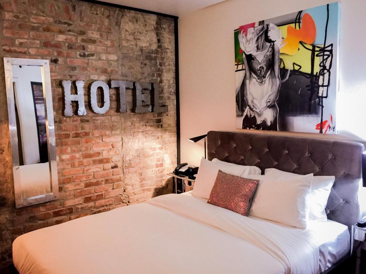 Superior Queen Room
