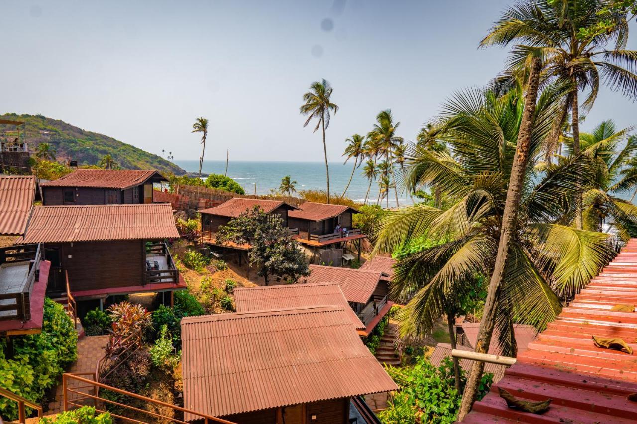 Wooden Chalet Sea View