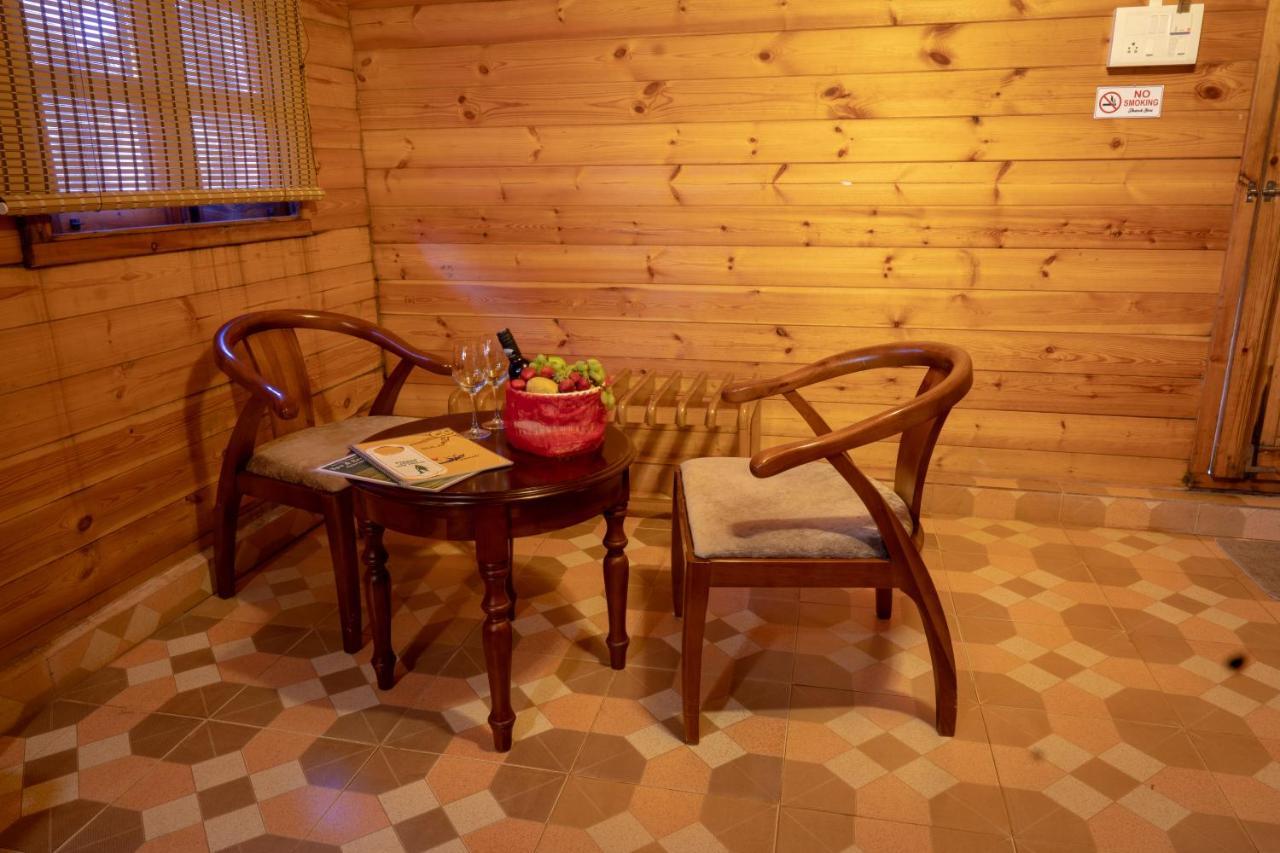 Wooden Chalet Sea View