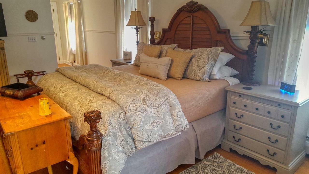Superior King Suite