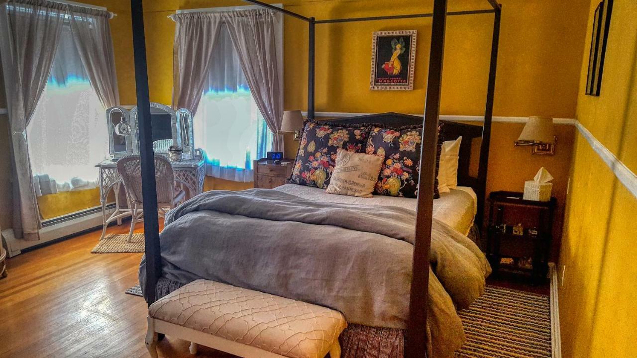 Superior Queen Room