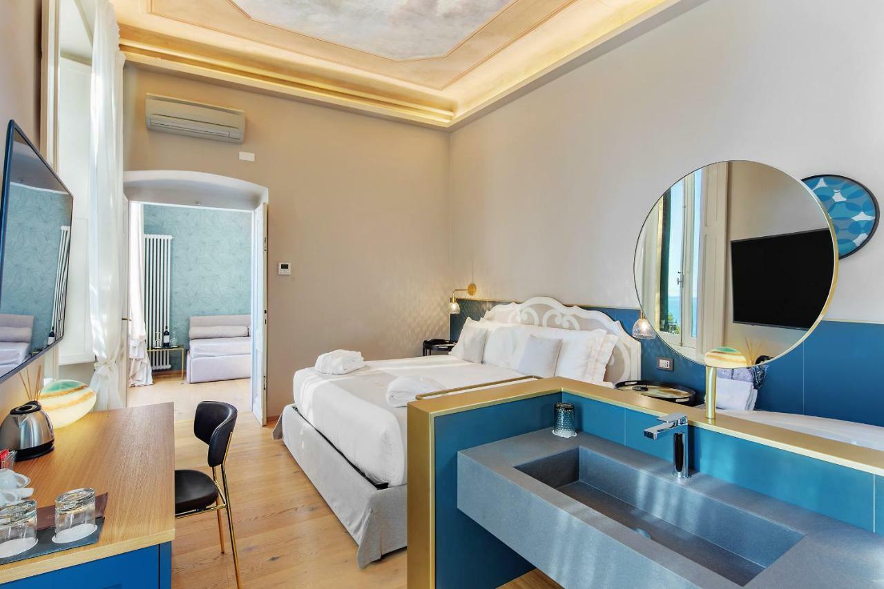 Junior Suite Sea View Jacuzzi