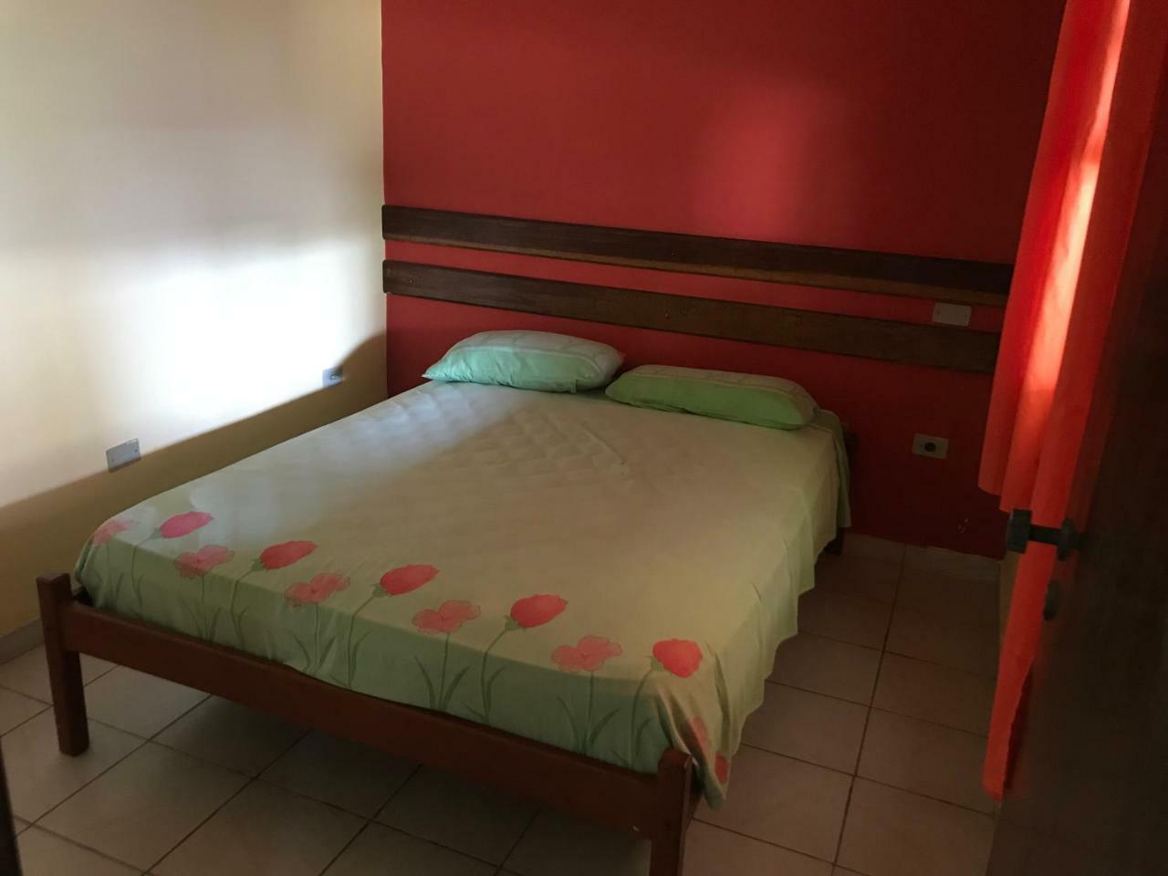 Quarto Família com Vista para o Jardim
