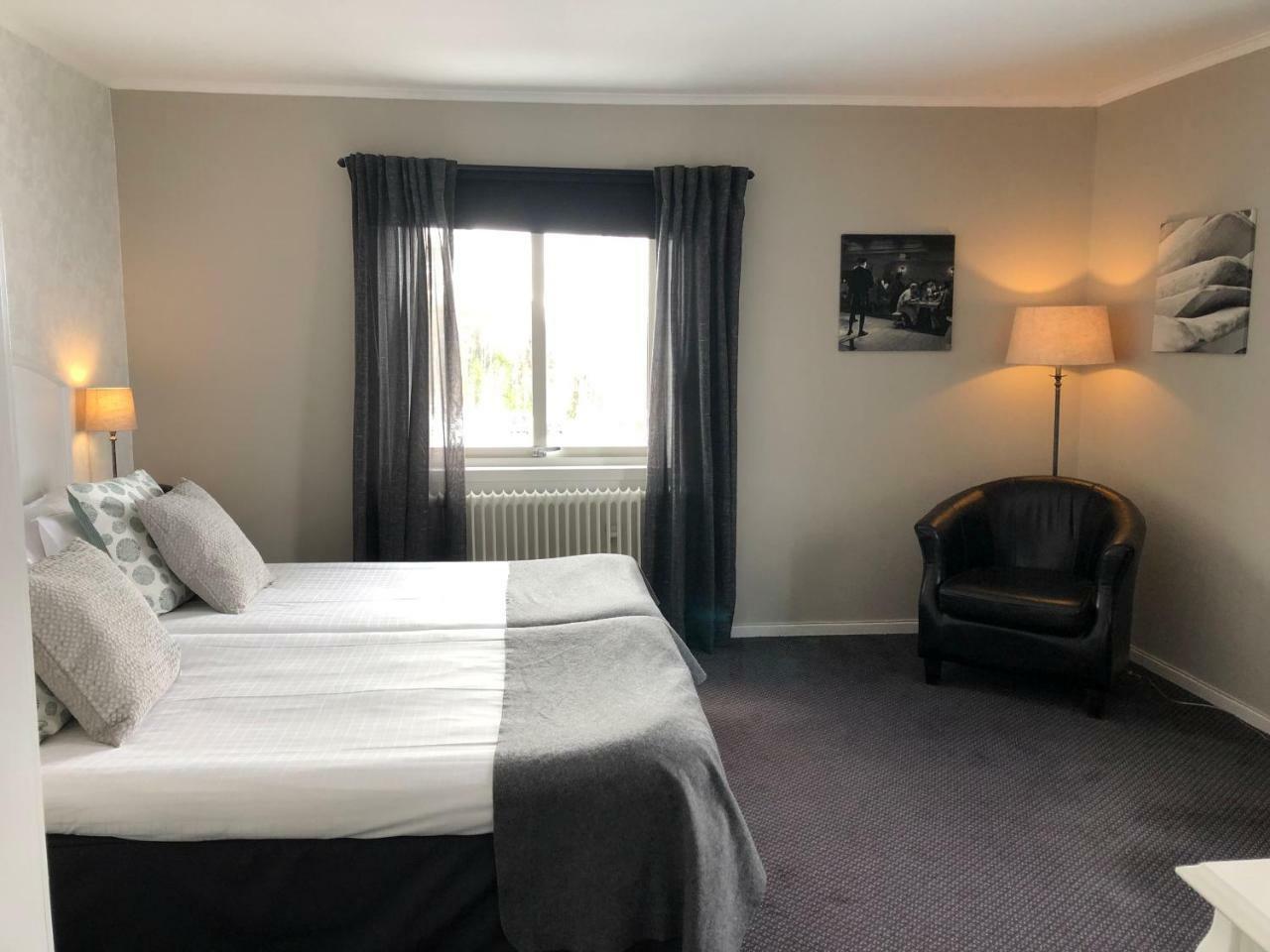 Standard Twin Room Non-Smoking
