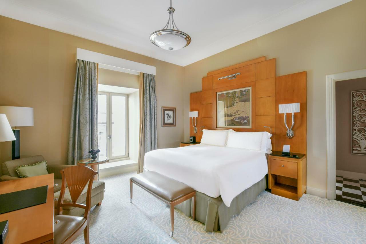 Deluxe Room with 2 Twin Beds