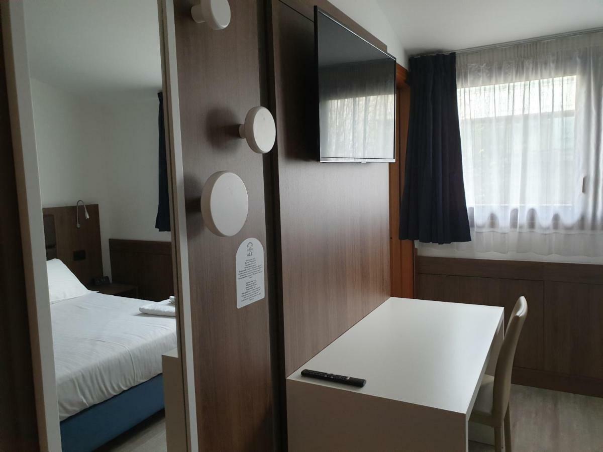 Basic Double Room