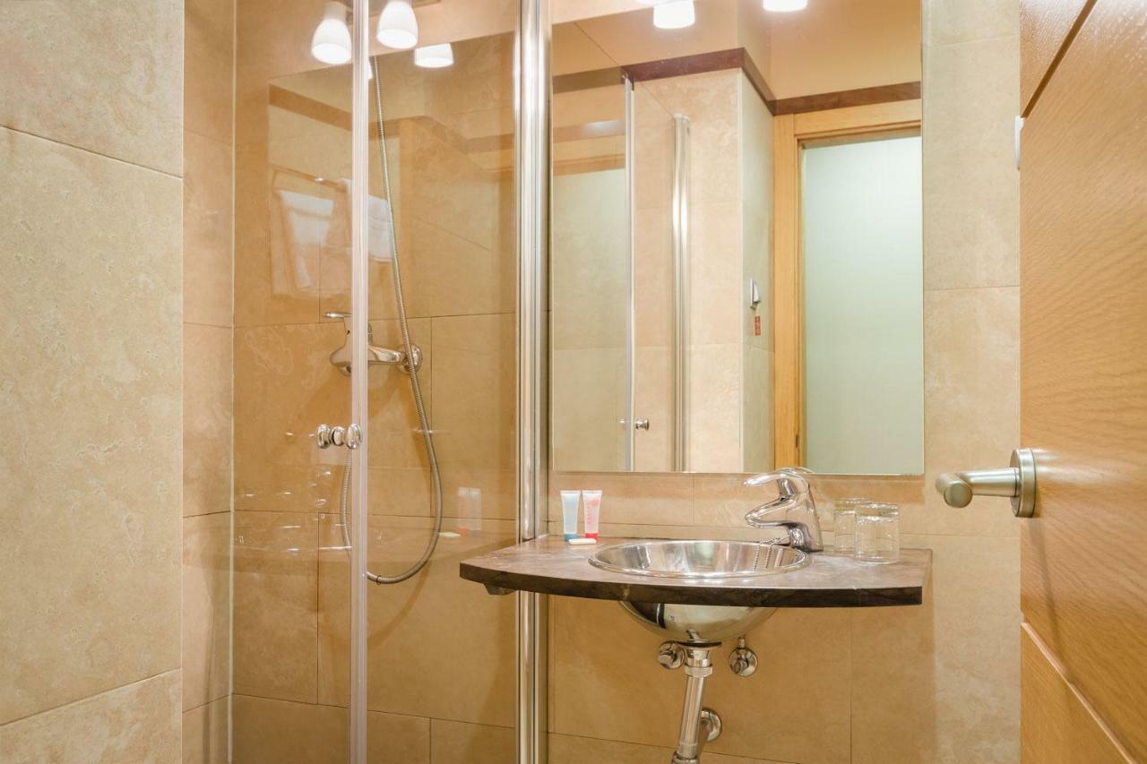 Double or Twin Room,785249781:JPEG