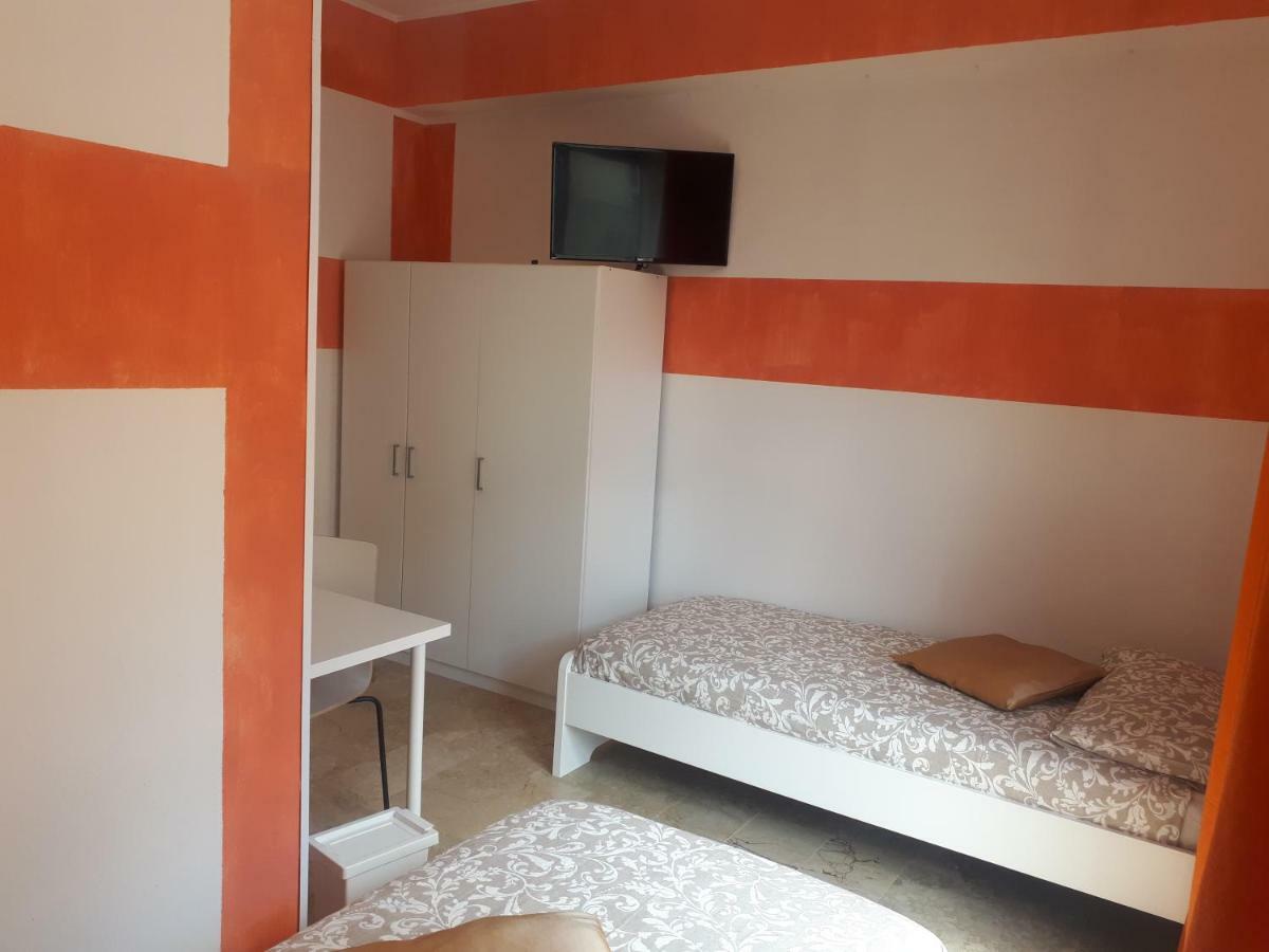 Twin Room Private Bathroom