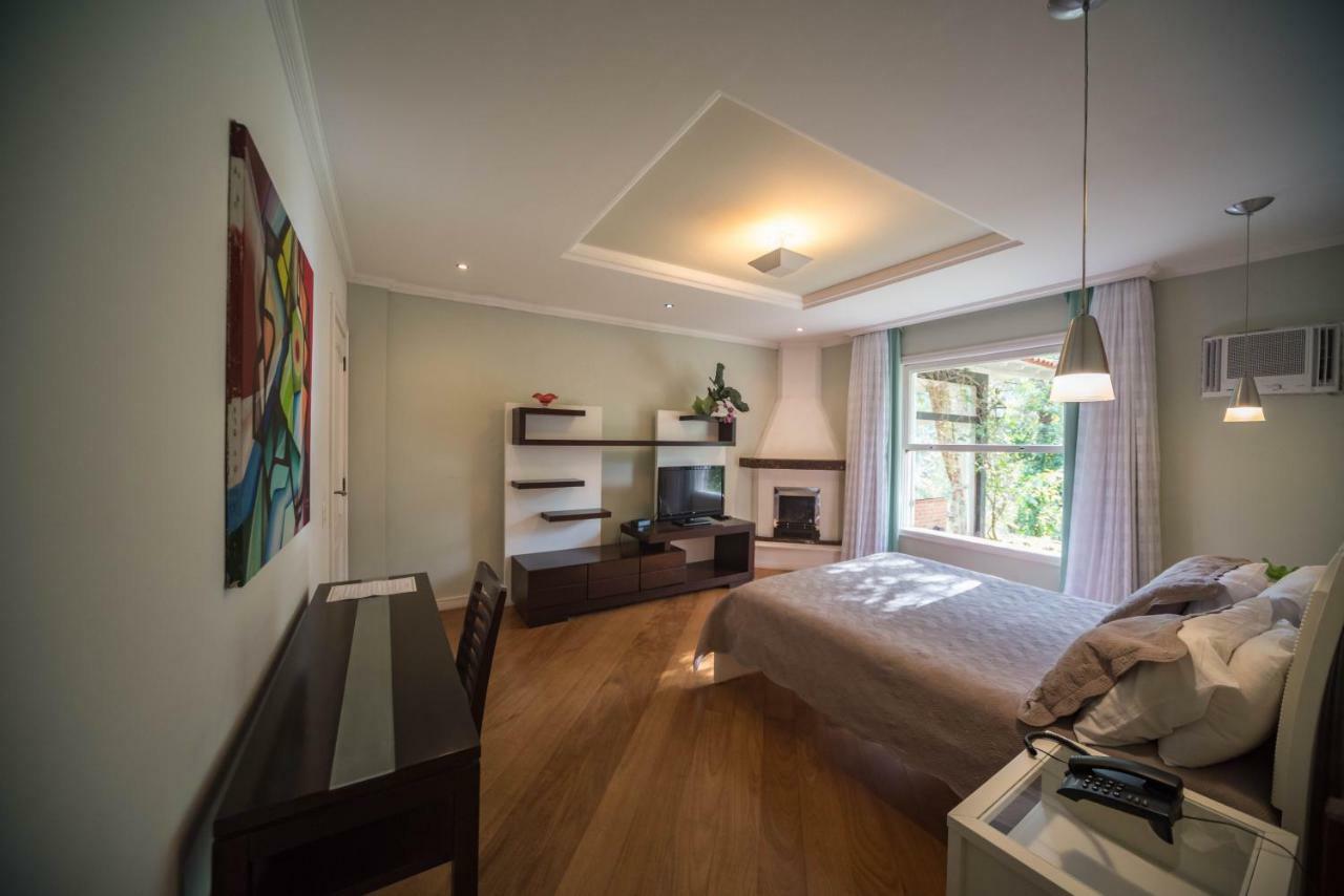 Quarto Duplo com Vista das Montanhas