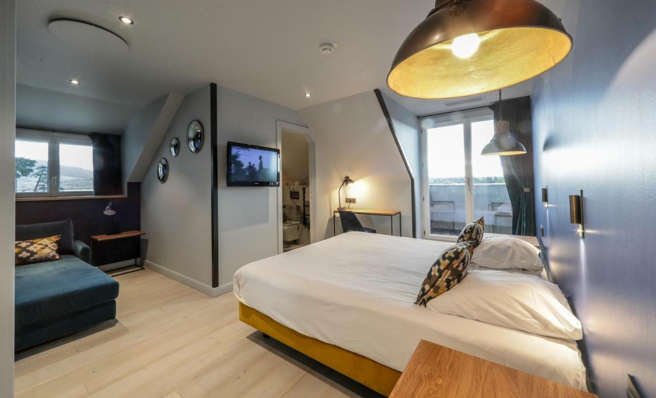 Deluxe Double Room Balcony Lake View