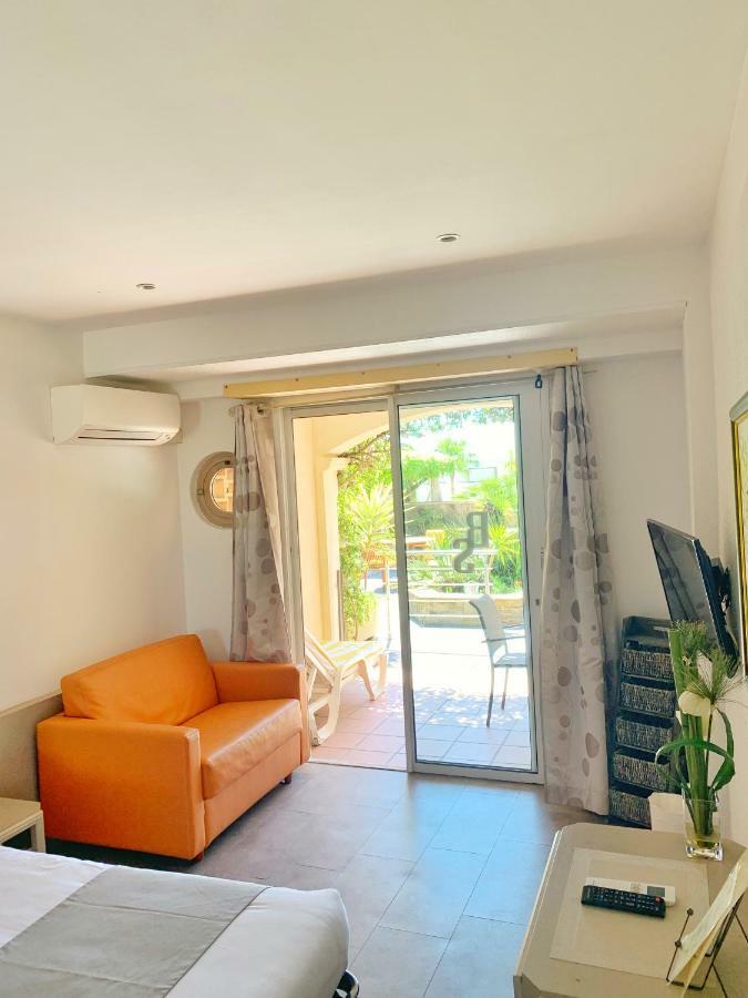 Double Room Garden View