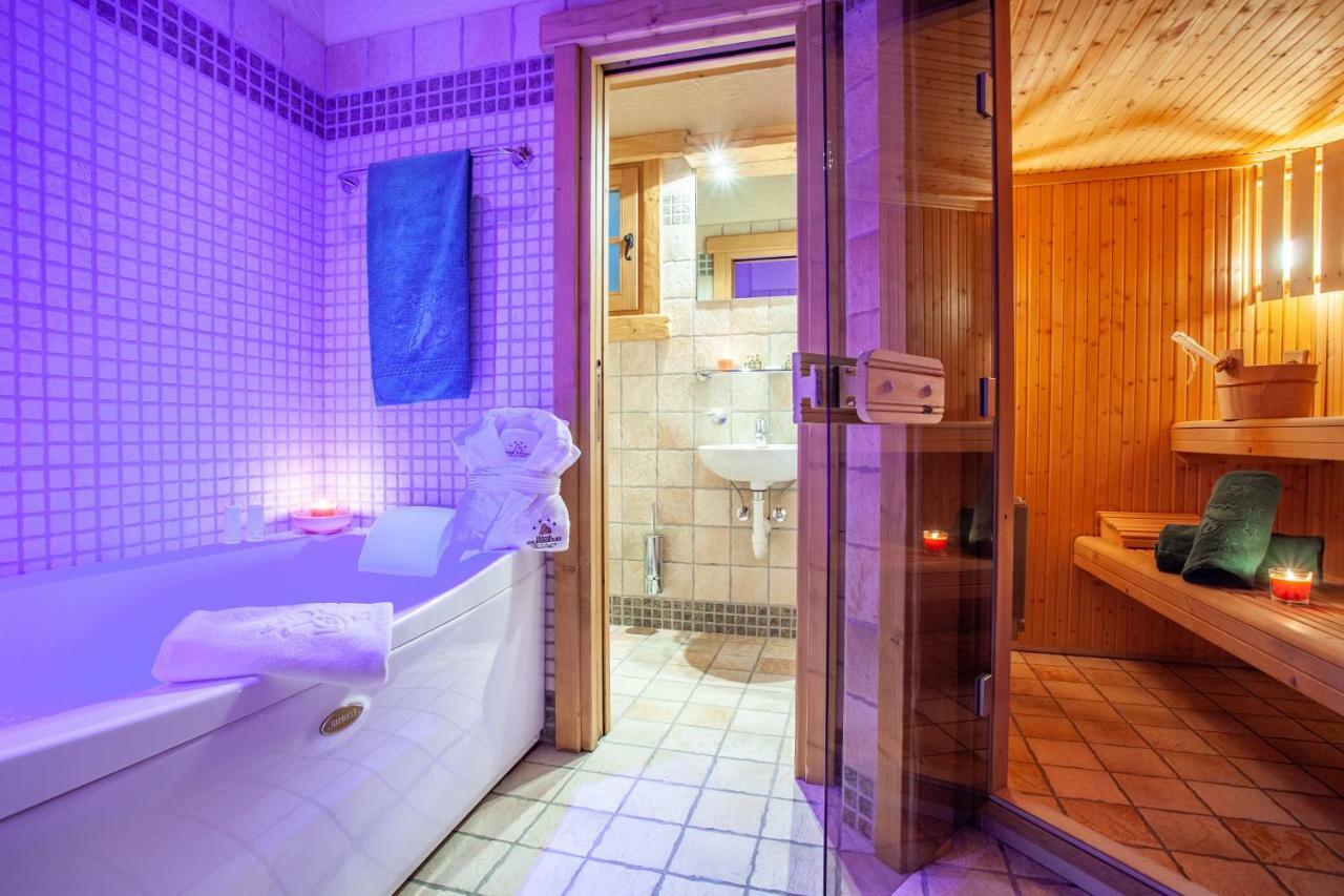 Chalet con Vista Montagna (2 Adulti)