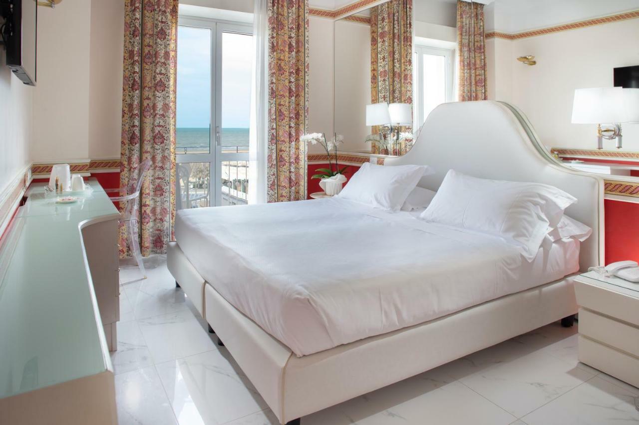 Double or Twin Room Sea View Balcony