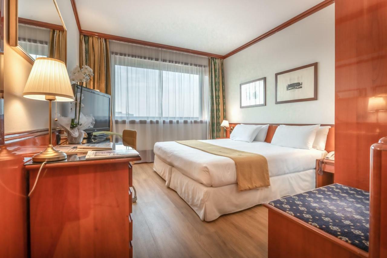 Classic Double Room