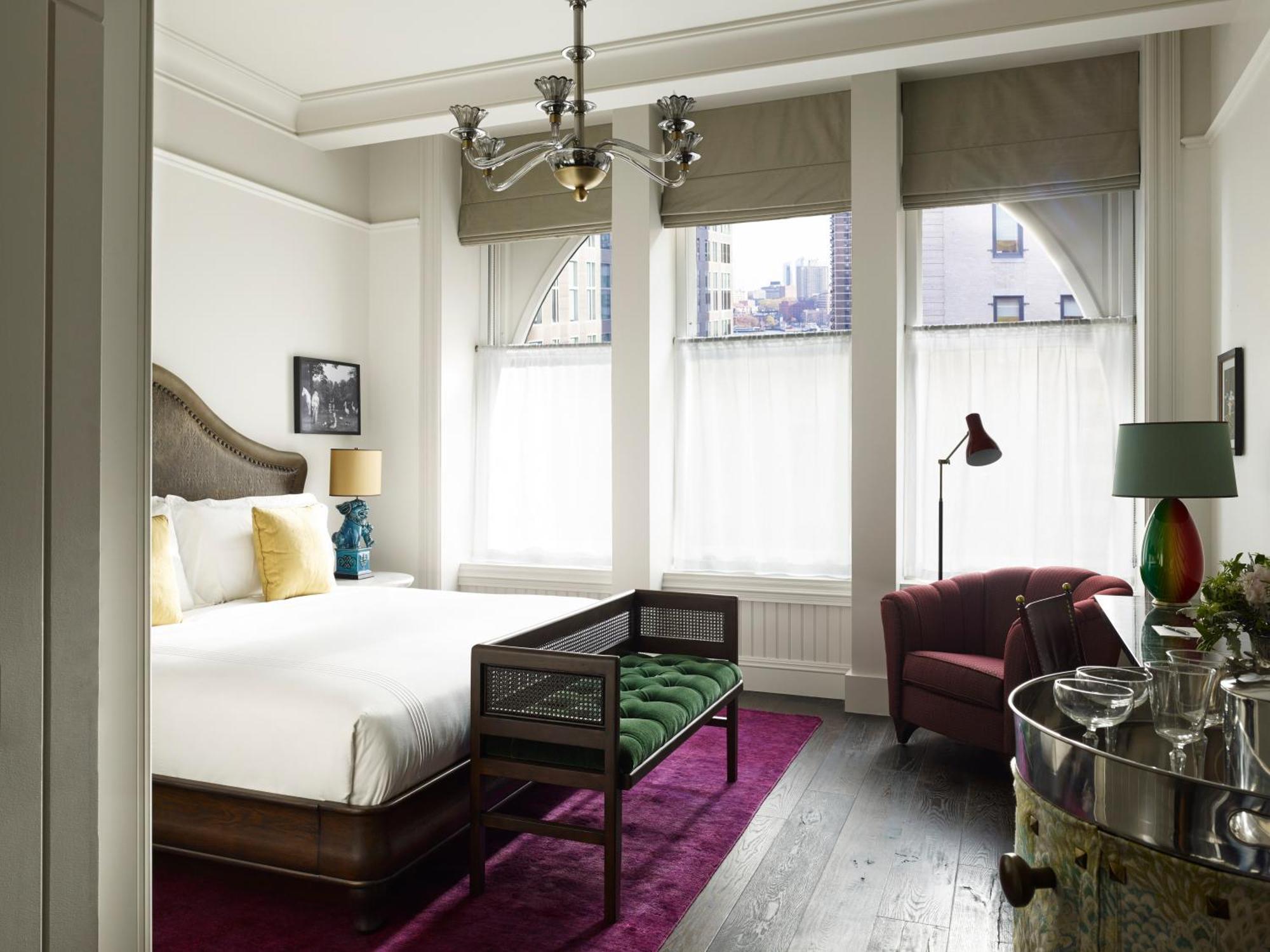 Deluxe King Room