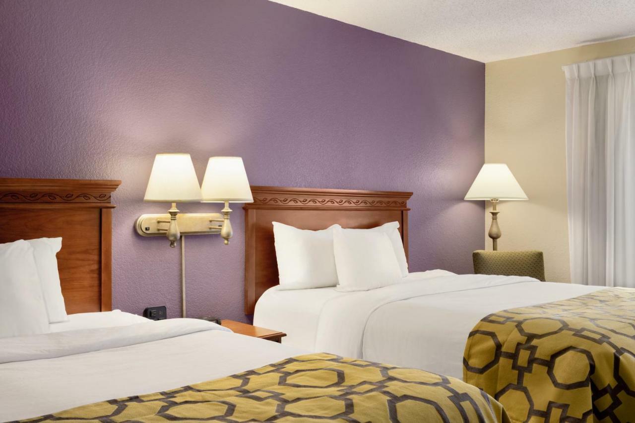 One-Bedroom Suite with Two Queen Beds - Non-Smoking