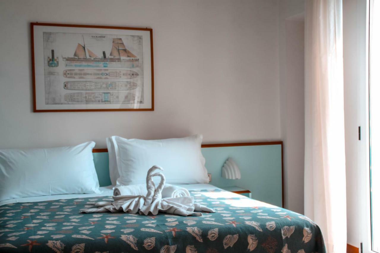 Standard Double or Twin Room Balcony