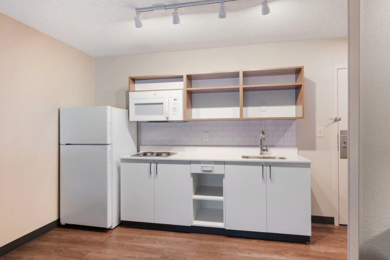 One Bedroom Suite Two Double Beds Non-Smoking