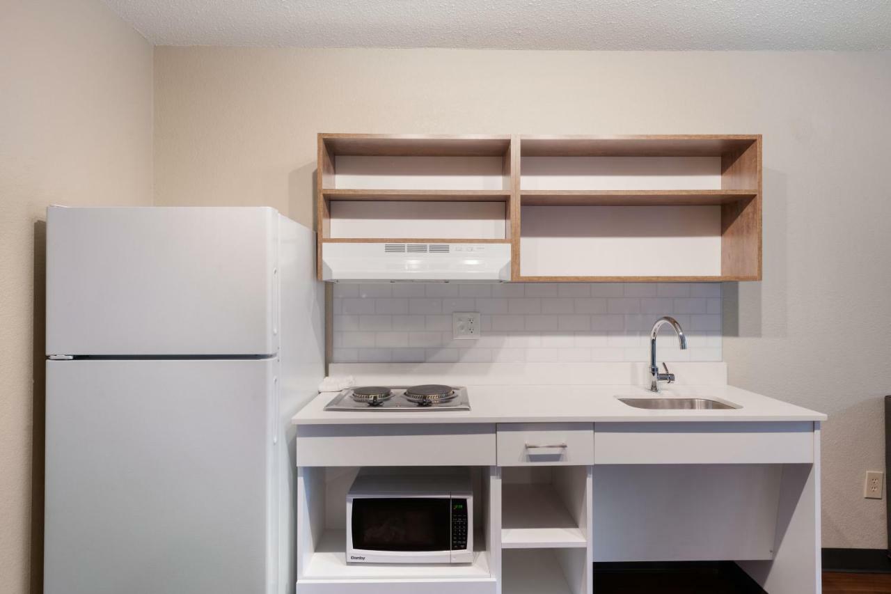 One Bedroom Suite One King Bed Disability Access Non-Smoking