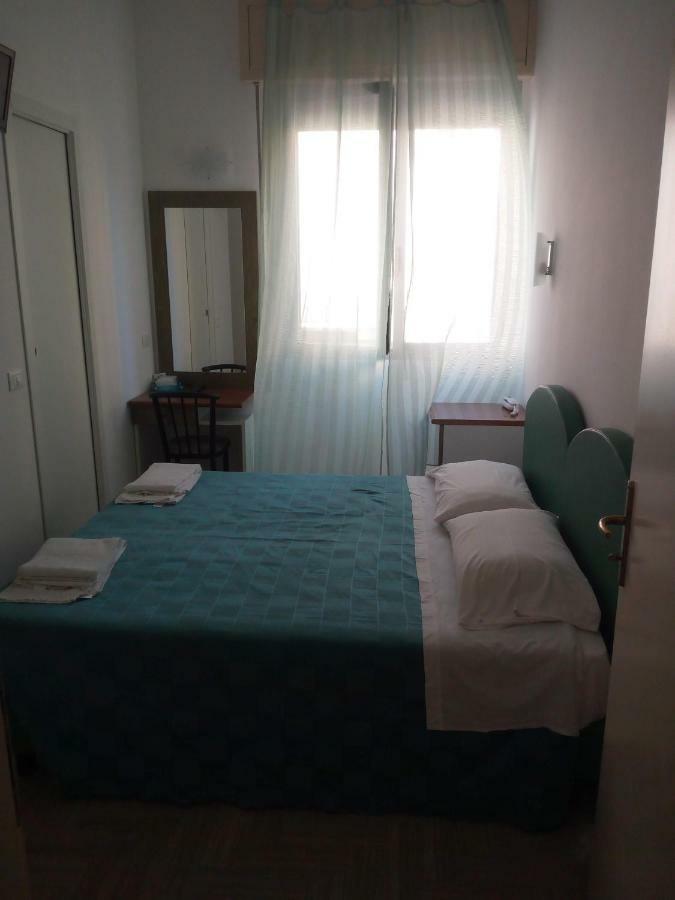 Double or Twin Room Private Bathroom,1771952202:JPEG