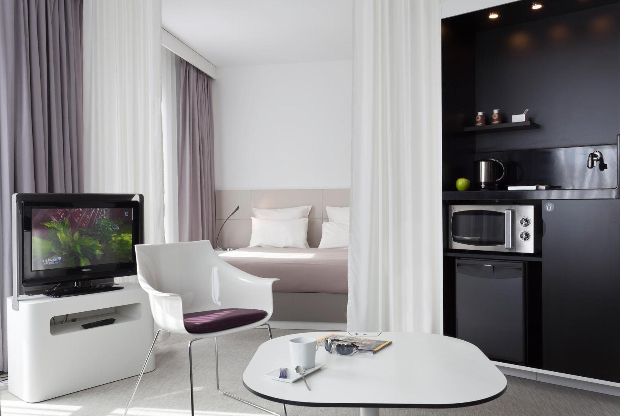 Suite View,155404676:JPEG