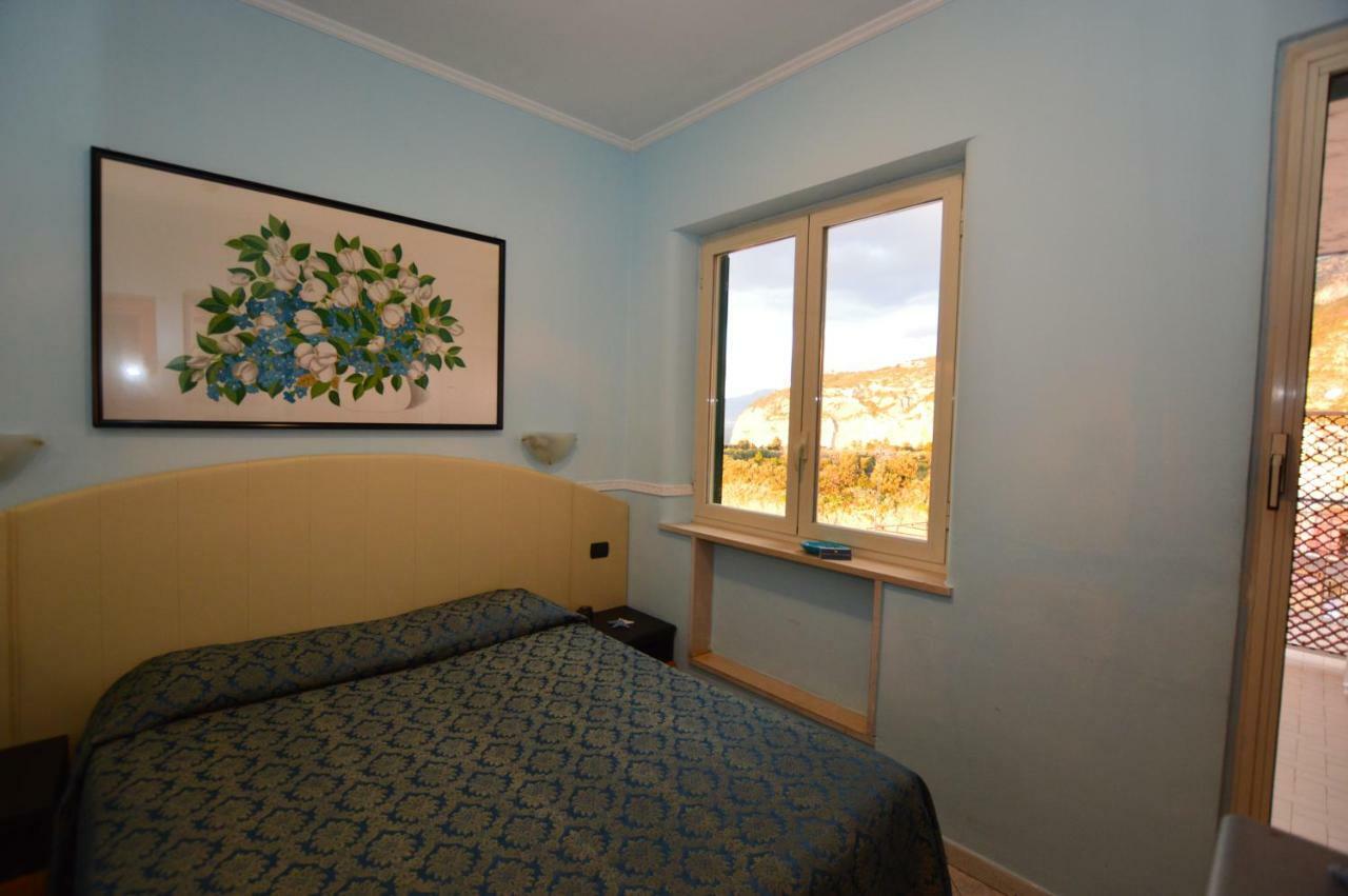 Standard Double or Twin Room Balcony