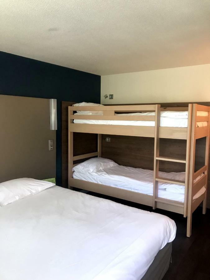 Family Room One Double Bed Two Bunk Beds,1127479377:JPEG