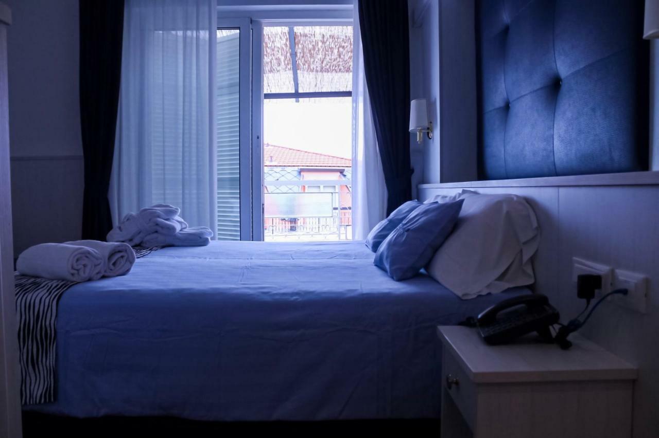 Superior Quadruple Room,805859628:JPEG