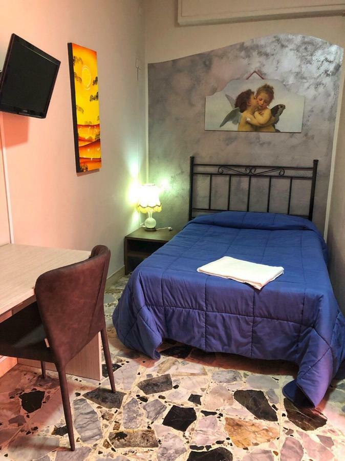 Large Single Room