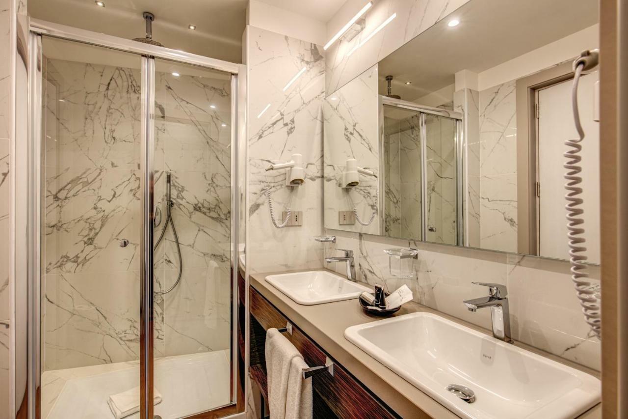 Junior Suite,1771708006:JPEG