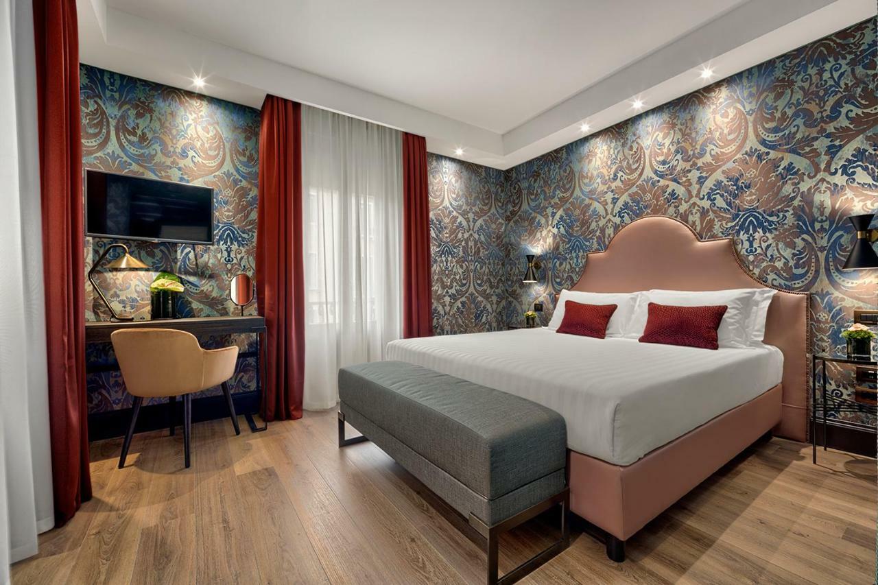 Superior Double Room Canal View
