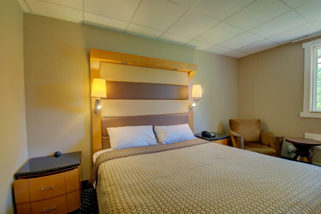 King Bed Non-Smoking